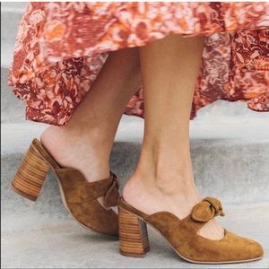Soludos Lani Bow Mule in Chestnut Size US 6